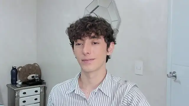 miketwink online show from February 20, 2026, 12:51 am