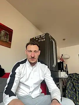 Snapshot of Sportalphaboy chatting on March 21, 2025, 12:06 pm Sportalphaboy online show from March 21, 2025, 12:06 pm