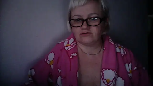 Mayya4321 online show from December 22, 2025, 7:27 am