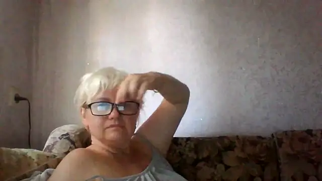 Mayya4321 online show from June 30, 2026, 9:21 am