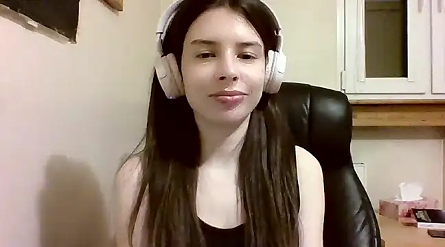 LariceSexy online show from March 22, 2025, 10:15 pm