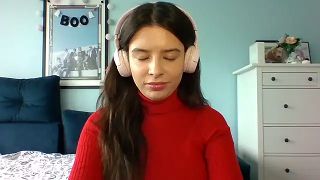 LariceSexy online show from September 22, 2025, 12:07 pm