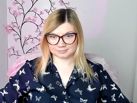 Lola moree online show from April 15, 2026, 11:39 am