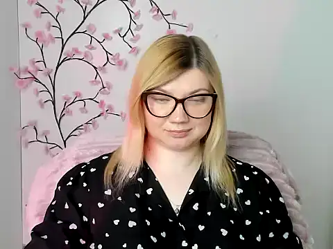 Lola moree online show from May 11, 2026, 4:04 pm