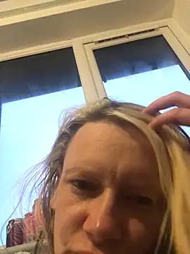 blondey206 online show from February 10, 2025, 5:09 pm