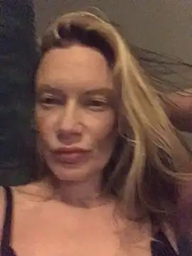 blondey206 online show from March 13, 2025, 12:48 am