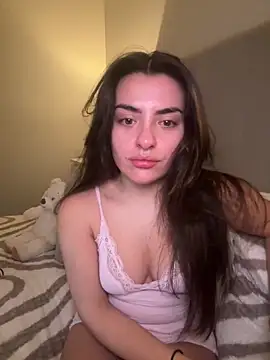 cute carly  online show from February 8, 2026, 9:51 pm