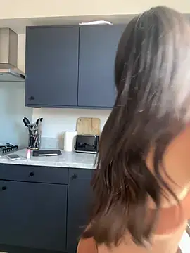 cute carly  online show from July 2, 2026, 4:02 pm