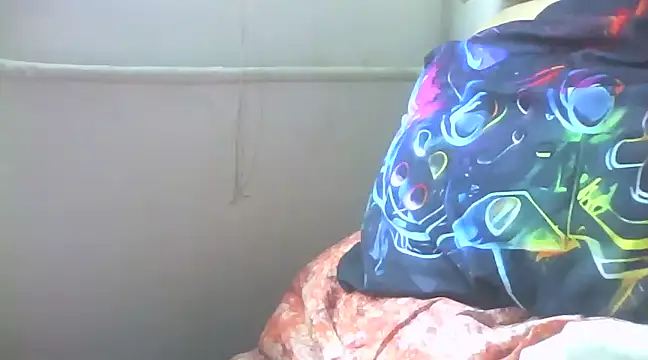 Drag Queen online show from February 4, 2025, 8:46 am