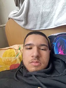 Drag Queen online show from February 11, 2025, 1:41 pm