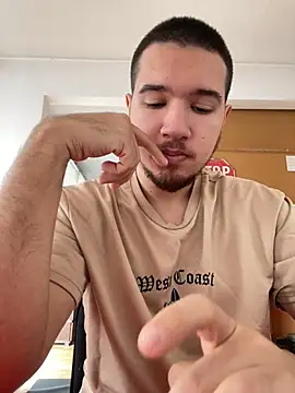 Drag Queen online show from February 12, 2025, 8:59 am