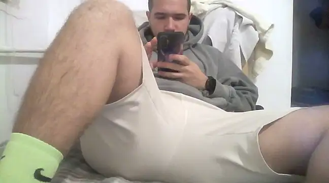 Drag Queen online show from March 8, 2025, 5:33 pm