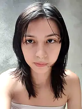 Maiden-Hot online show from February 23, 2025, 9:05 pm