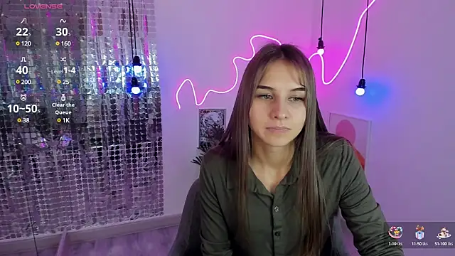 CharmBianca online show from February 16, 2025, 2:32 pm