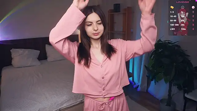 ErlinaBuoy online show from March 9, 2025, 5:06 pm