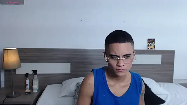 Liiamthompson online show from October 29, 2025, 7:15 pm