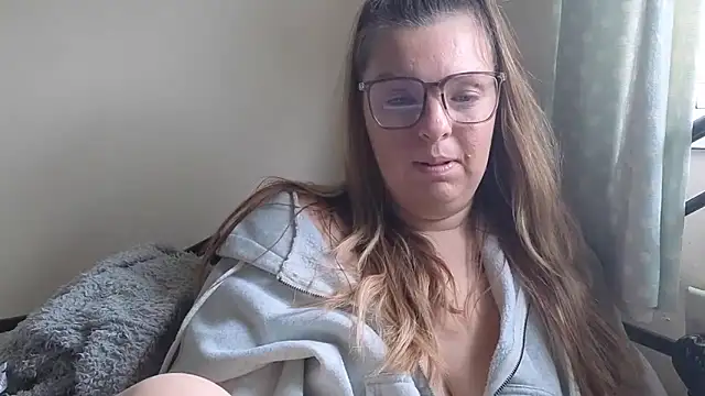 Demi WelshX online show from October 15, 2025, 9:09 am