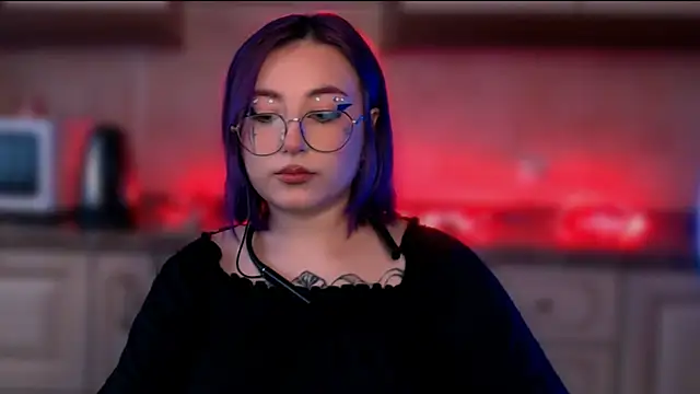 purplewitch online show from February 17, 2025, 11:02 am