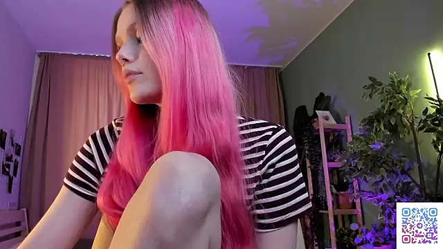 Snapshot of Gretchen_Mol chatting on February 27, 2026, 7:41 am Gretchen Mol online show from February 27, 2026, 7:41 am