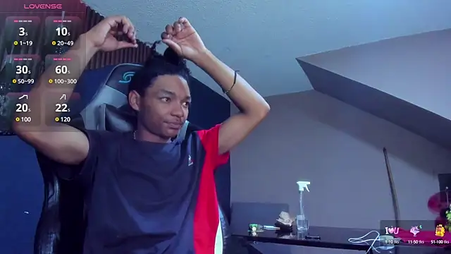 ErickCarmack online show from March 11, 2025, 4:32 am