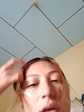 Little Saori online show from November 24, 2025, 1:55 pm