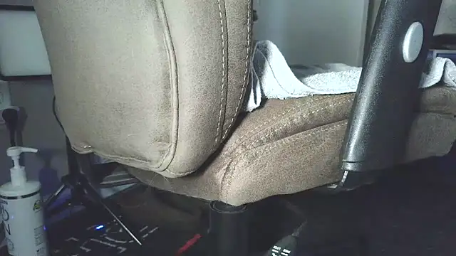 Snapshot of stubbydick3 chatting on February 24, 2025, 2:26 pm stubbydick3 online show from February 24, 2025, 2:26 pm