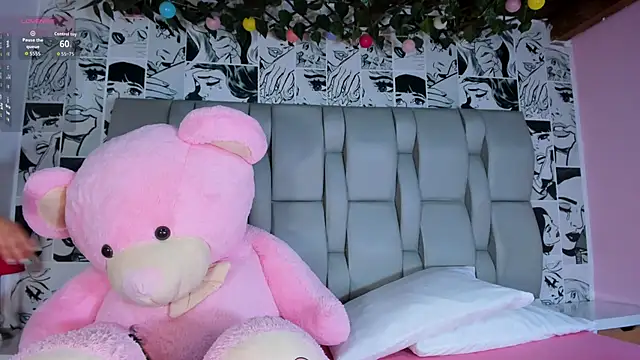 LucyRosse online show from December 1, 2025, 11:15 am