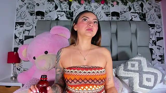 LucyRosse online show from March 22, 2026, 12:08 pm