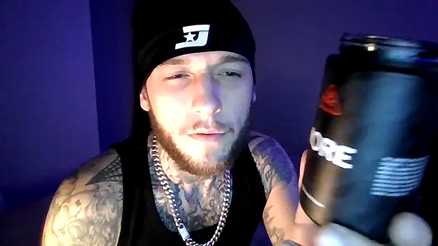 cruz815 online show from January 19, 2026, 1:31 am