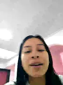 Marce0 online show from February 5, 2025, 7:10 pm