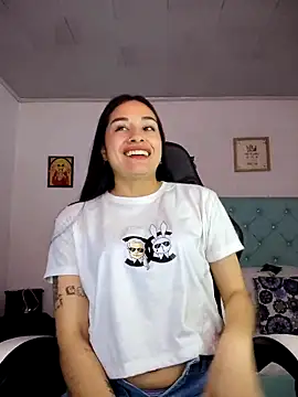 Marce0 online show from November 8, 2025, 8:51 pm