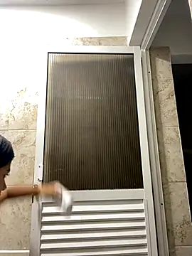 eva roseee online show from September 10, 2025, 4:40 pm