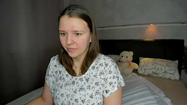 Jenny Jimmy online show from May 5, 2026, 9:39 am