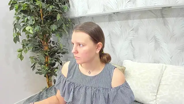 Jenny Jimmy online show from June 16, 2026, 9:23 am
