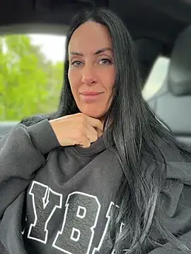 goddess-harper online show from May 7, 2026, 2:00 pm