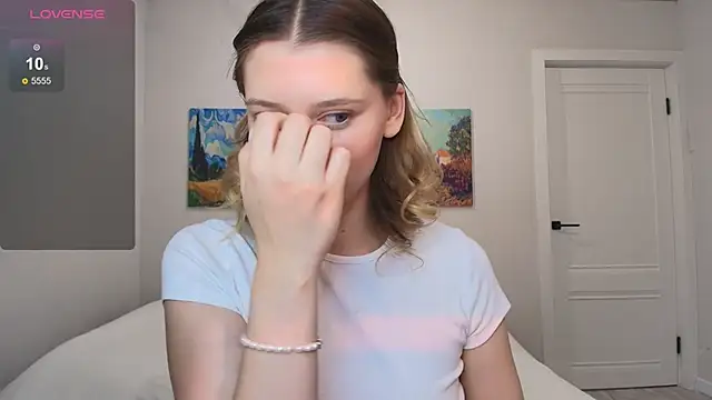 jackp0t   online show from November 19, 2025, 11:10 am