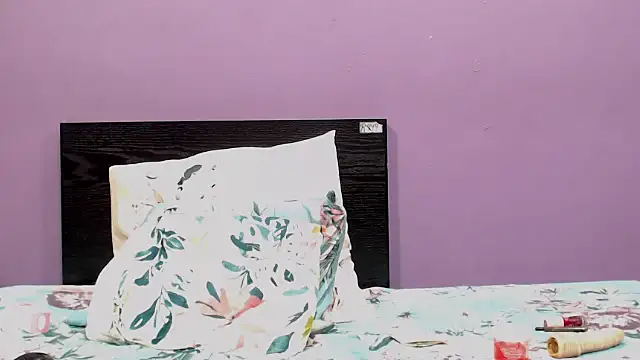 Snapshot of MissBOOBSDIVA chatting on October 23, 2025, 5:51 am MissBOOBSDIVA online show from October 23, 2025, 5:51 am