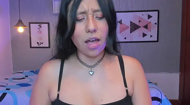 Nohemi louse online show from February 19, 2025, 1:18 am