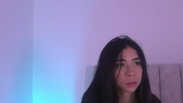 sara lopee1 online show from January 7, 2026, 11:56 am