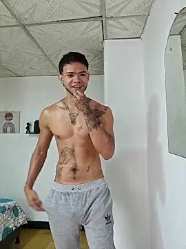 Niick01  online show from November 14, 2025, 5:22 pm