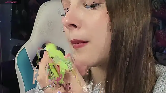 kaisajenner online show from February 8, 2026, 8:40 am