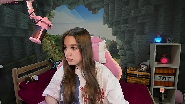 kaisajenner online show from March 30, 2026, 8:54 pm