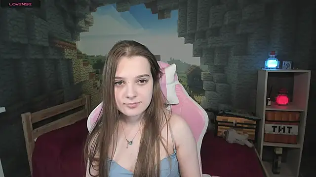 kaisajenner online show from April 15, 2026, 7:58 pm
