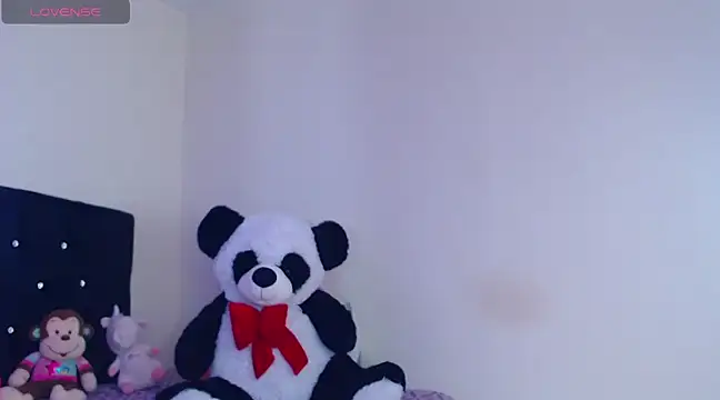 Lupitah 222 online show from February 19, 2025, 7:27 pm