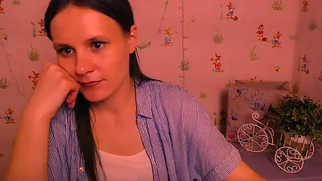 Snapshot of ValeriaHeart_ chatting on February 6, 2025, 2:04 pm ValeriaHeart online show from February 6, 2025, 2:04 pm