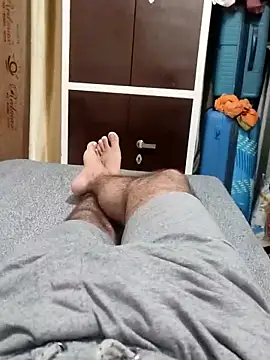 Snapshot of Hot_funky_boy chatting on March 14, 2025, 5:24 pm Hot funky boy online show from March 14, 2025, 5:24 pm