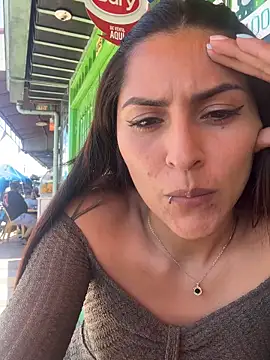 Sofiadelacruz online show from March 19, 2026, 5:50 pm