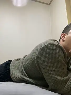 offwhite777 online show from February 23, 2025, 7:00 am