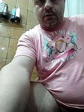 NAvoglia online show from December 2, 2025, 1:28 pm