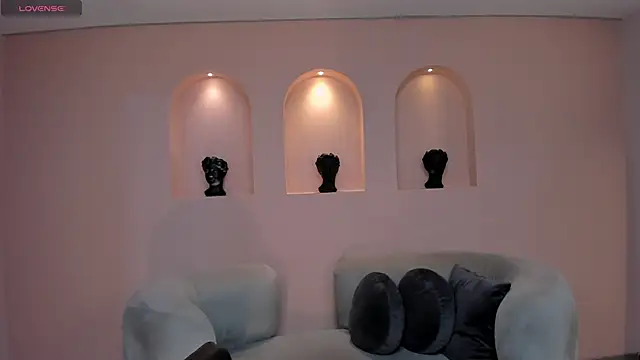 BeccaBaxter online show from March 6, 2025, 7:21 pm